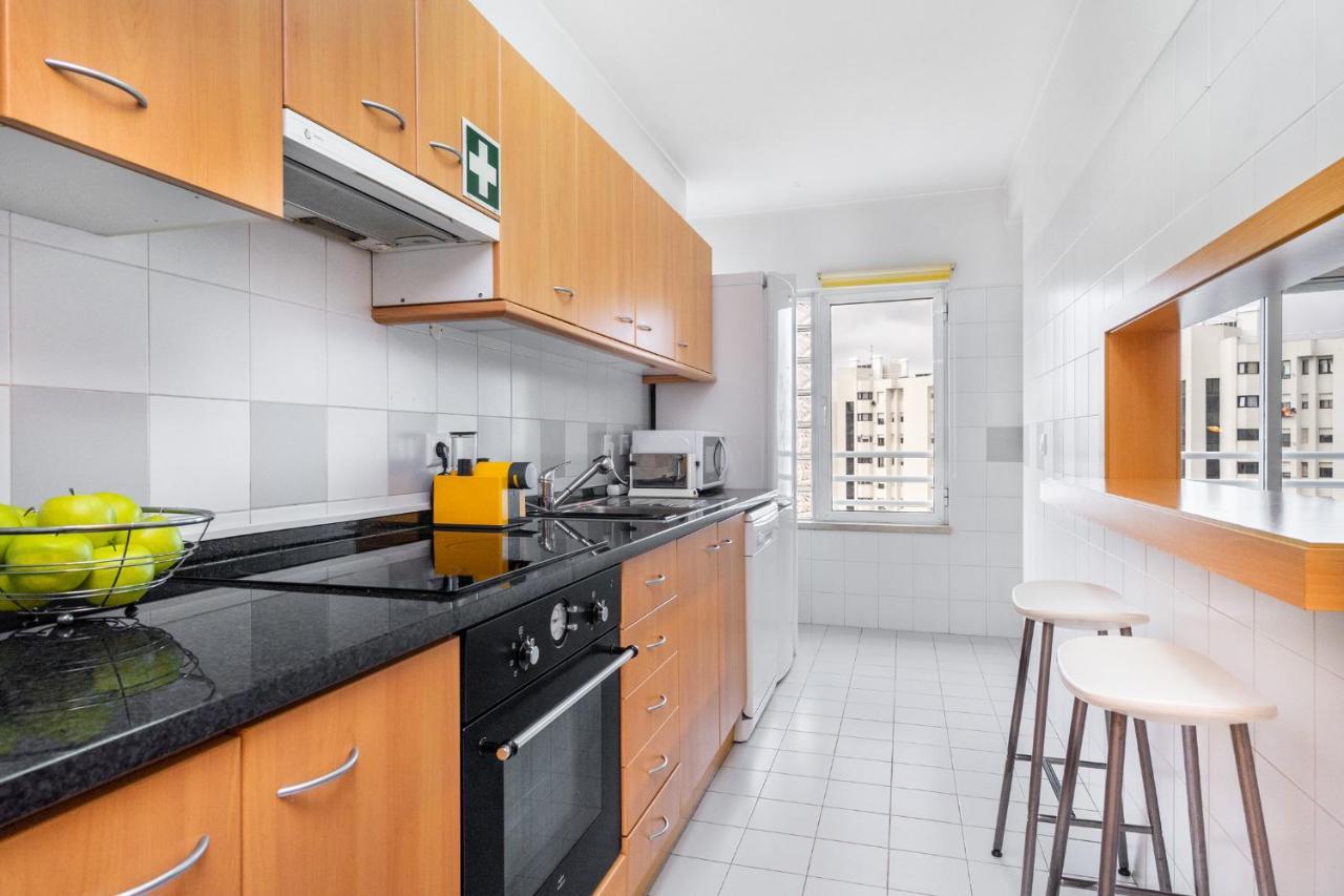 Lisboa, Cidade, Elegant Apartment With Air Cond, Free Wifi And Near Metro, By Ig 외부 사진